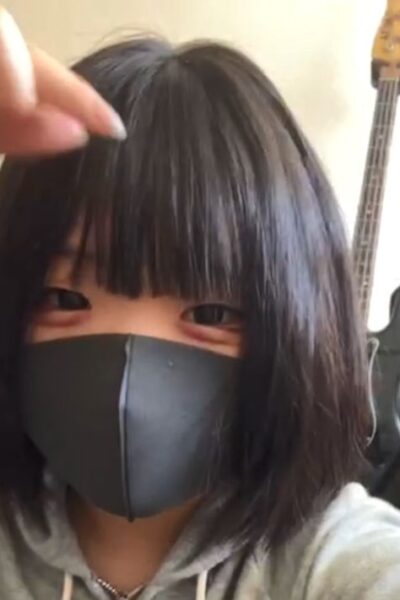 【インスタ】ドラ○もん声でJ○オホ声オナニー！