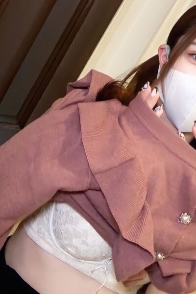 【無】新作【感謝の390pt】激カワなスレンダー大学生♥吸引バイブで15分間ずっとイキまくって全身ビクビク痙攣♥その後クスコでオ〇ンコ内部じっくり観察！ドスケベに進化中！　※レビュー特典／高画質Ver